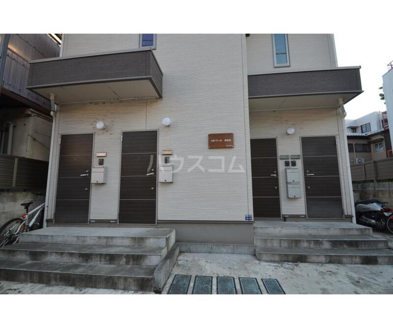 24/29 エントランス