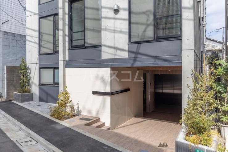 7/12 エントランス