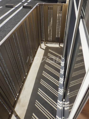 13/20 バルコニー