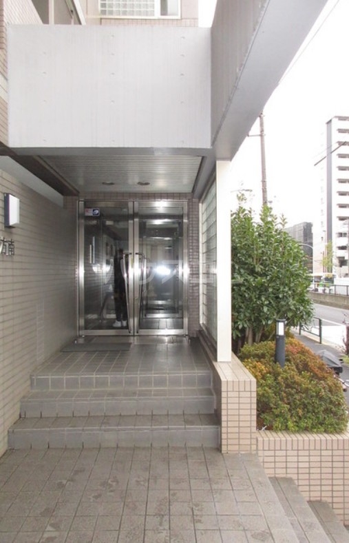 20/25 エントランス