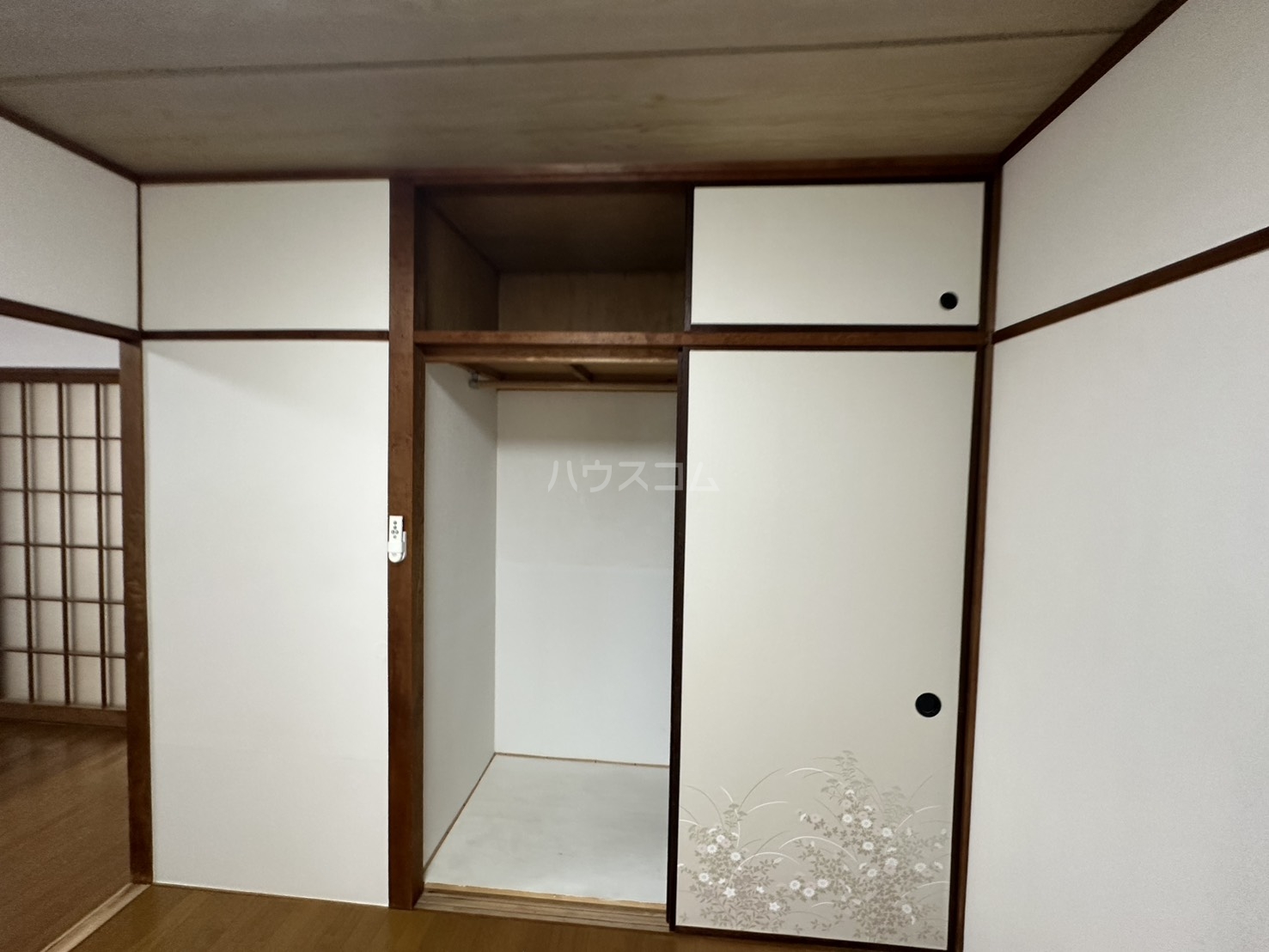 寝室