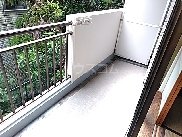 20/30 バルコニー