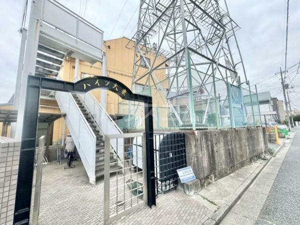 24/29 エントランス