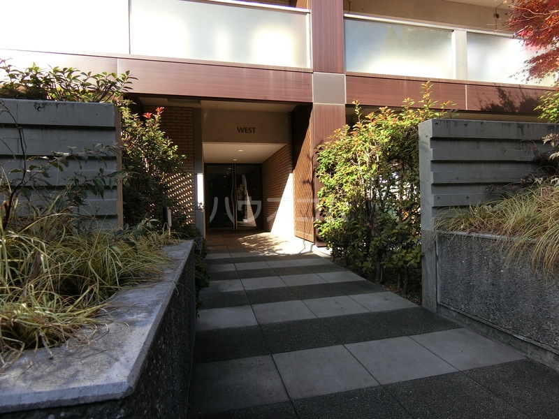 2/6 エントランス