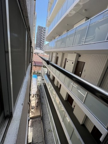 17/30 バルコニー