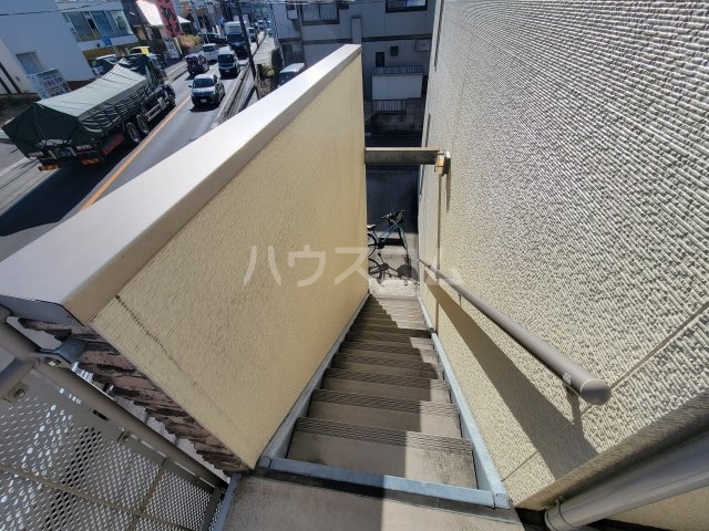 23/30 バルコニー