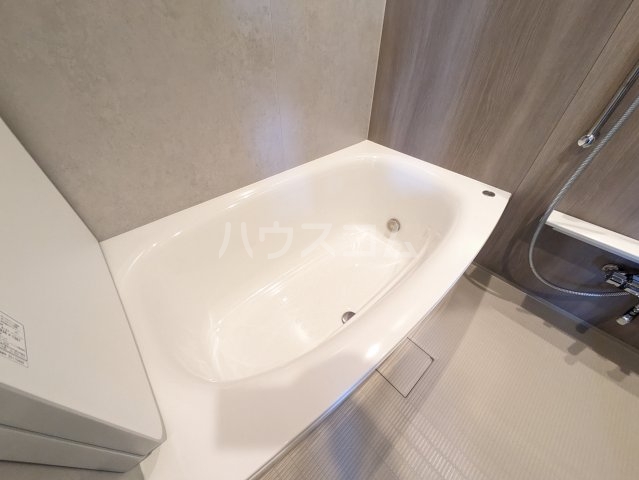 17/30 浴室