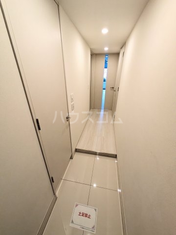 13/30 玄関