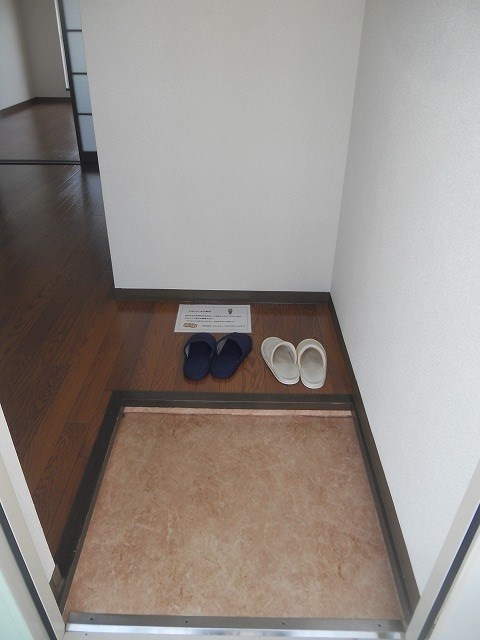 5/18 玄関