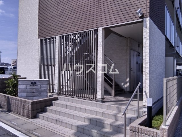 19/22 エントランス