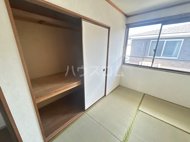 13/30 収納