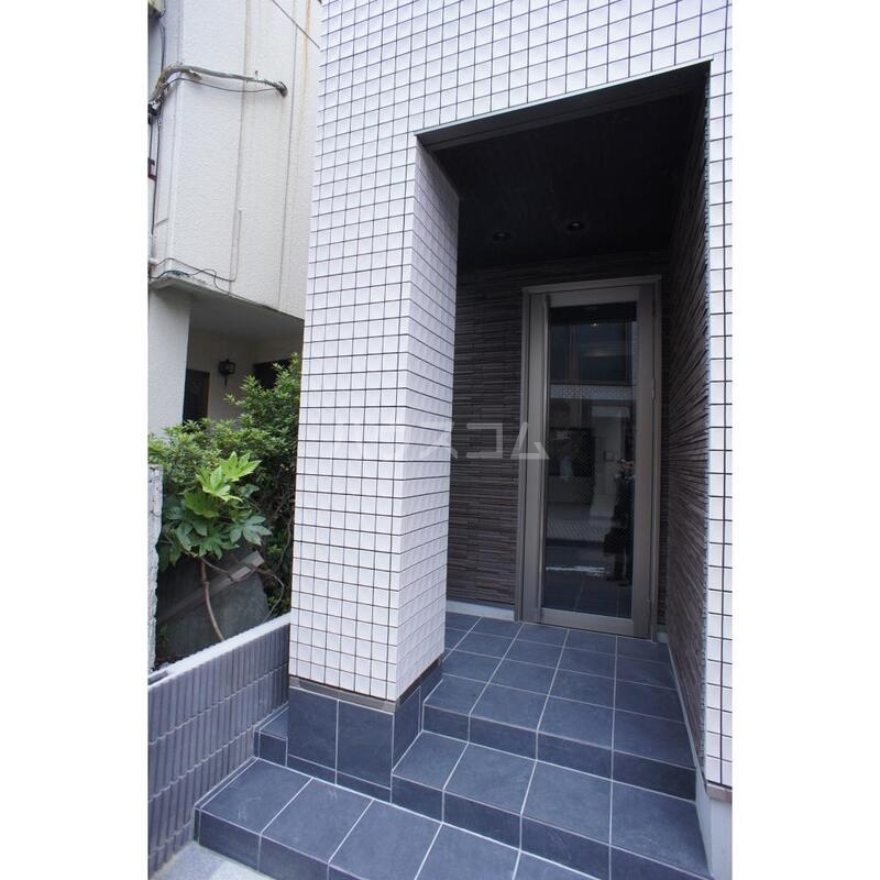 19/29 エントランス