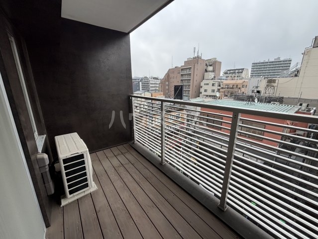 16/25 バルコニー