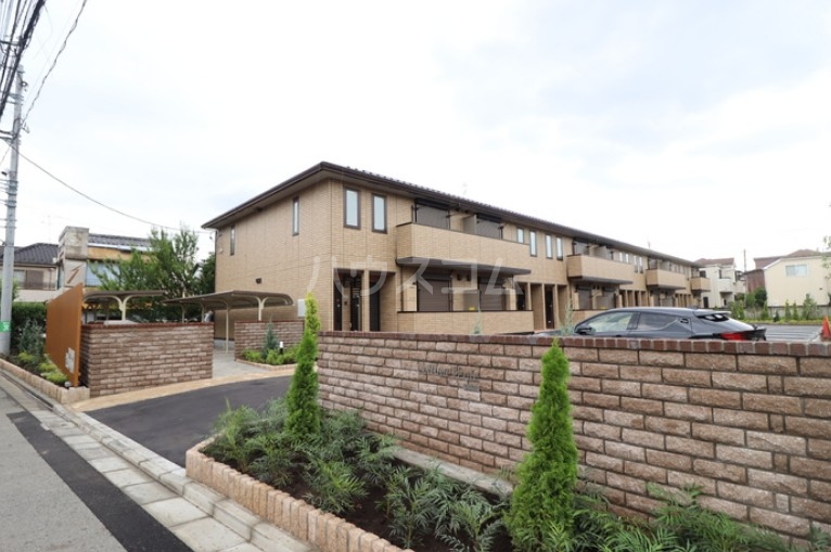 16/18 エントランス