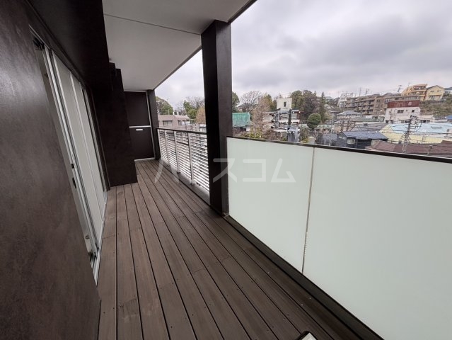 16/26 バルコニー