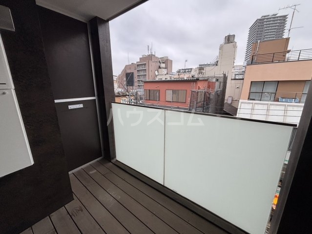 16/25 バルコニー