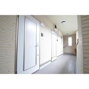 15/25 エントランス