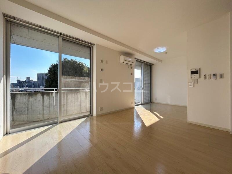 13/27 バルコニー