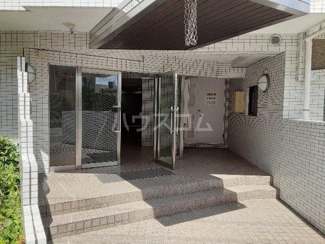 29/30 エントランス