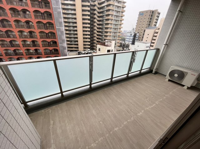 23/30 バルコニー