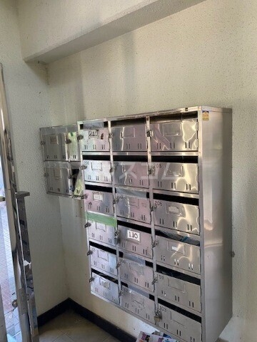 14/20 エントランス