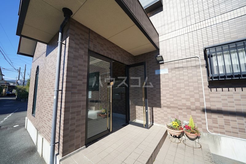 14/21 エントランス