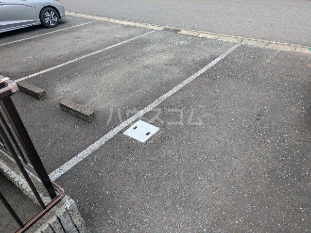19/27 駐車場