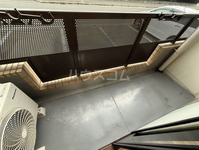 13/27 バルコニー