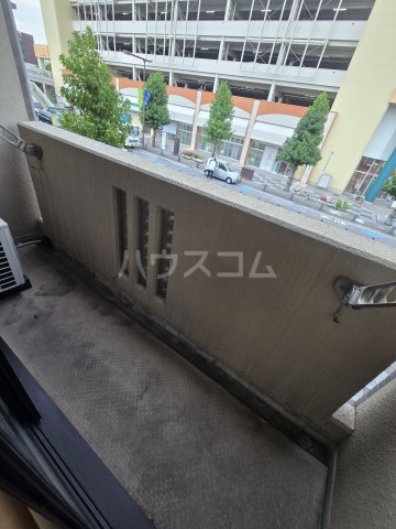 13/23 バルコニー