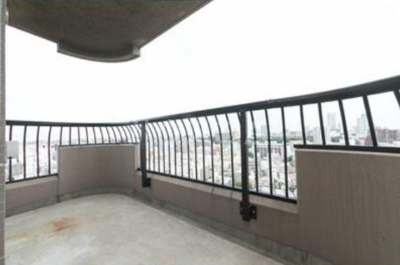 13/26 バルコニー