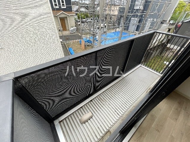 14/20 バルコニー