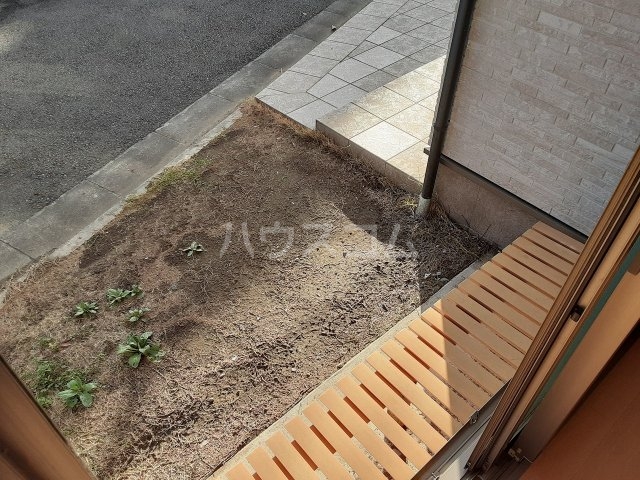 16/22 バルコニー