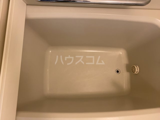 16/30 浴室