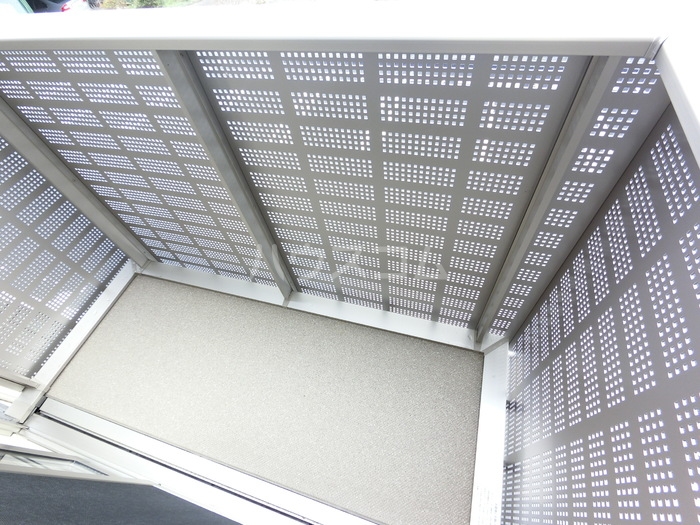 13/23 バルコニー