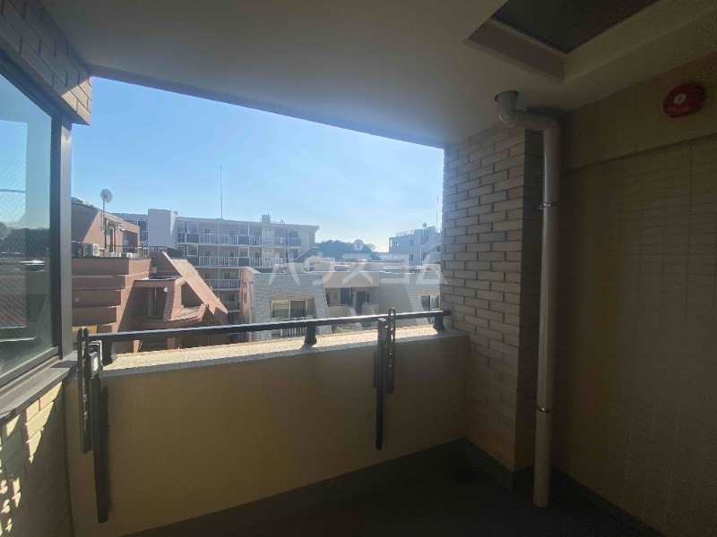 14/27 バルコニー