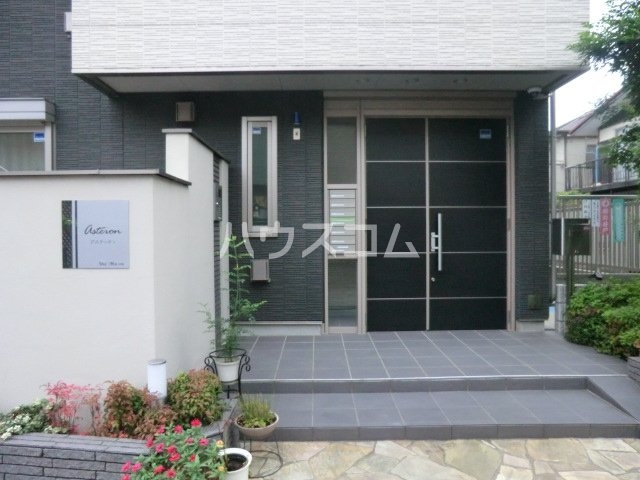 14/16 エントランス