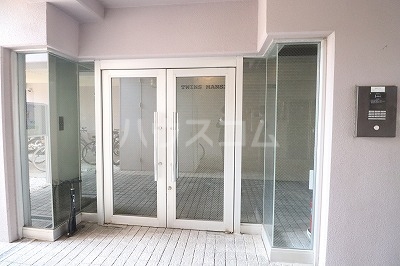 20/25 エントランス