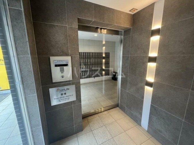 16/22 エントランス