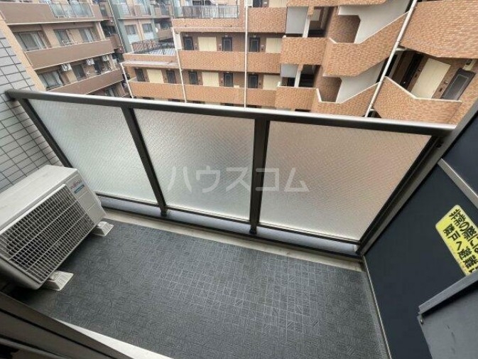 13/22 バルコニー