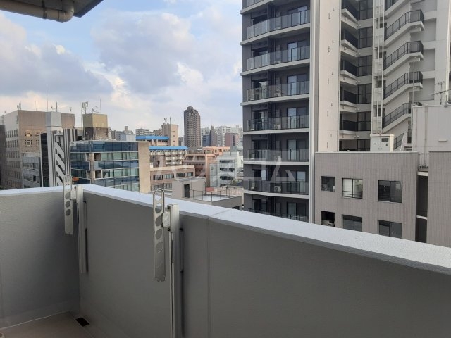 16/22 バルコニー