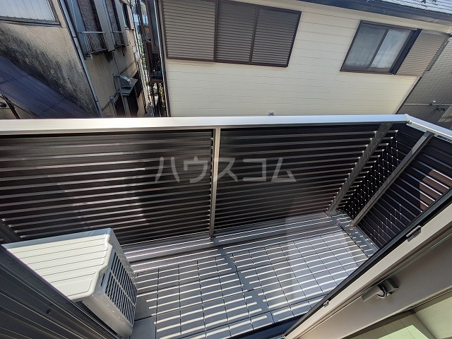 15/26 バルコニー