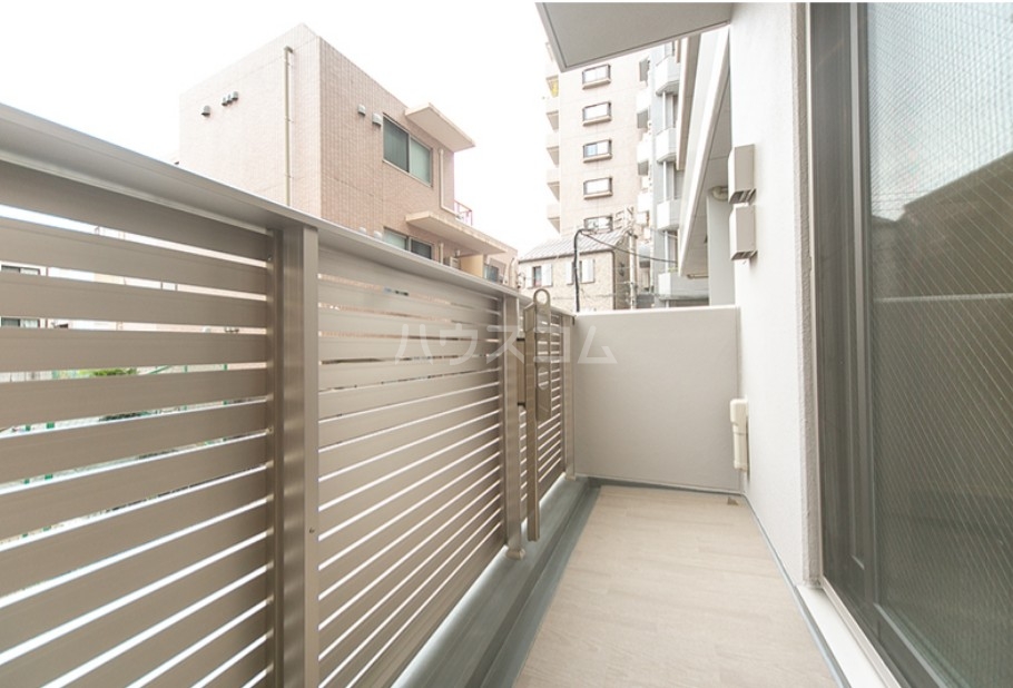 13/30 バルコニー