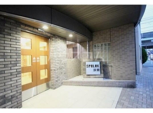 15/16 エントランス