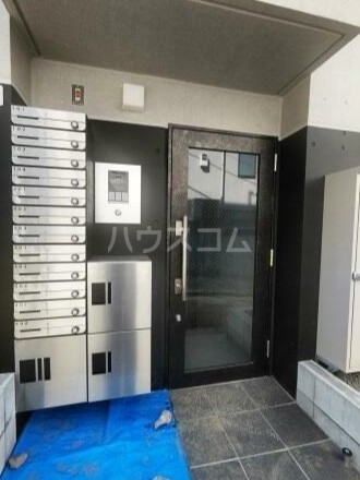 16/22 エントランス