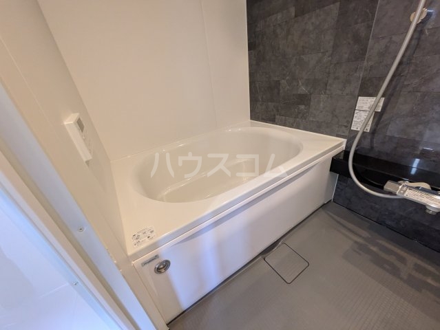 15/30 浴室