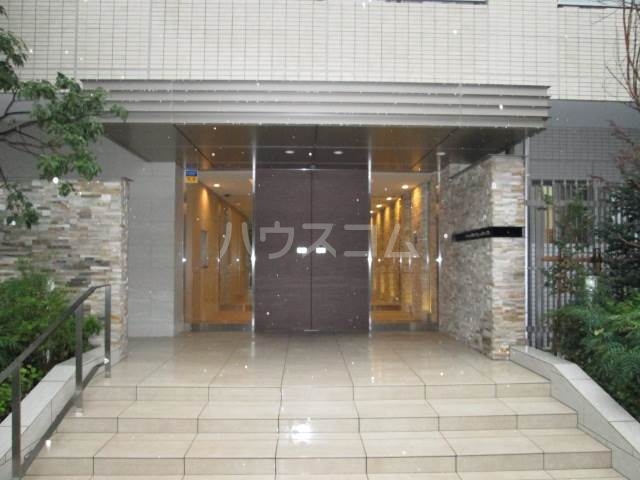 2/11 エントランス