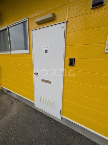 18/24 エントランス