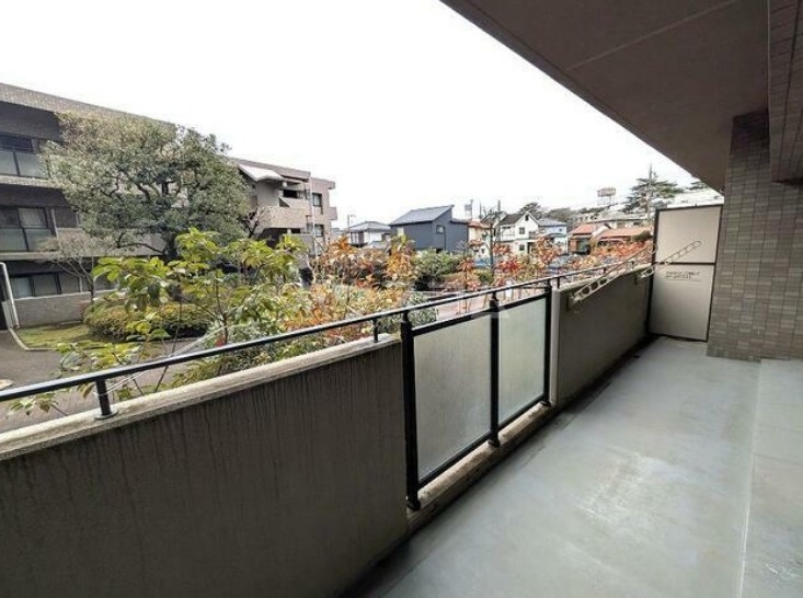 16/18 バルコニー