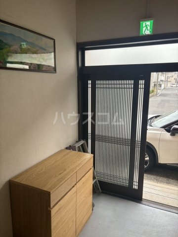 13/30 玄関