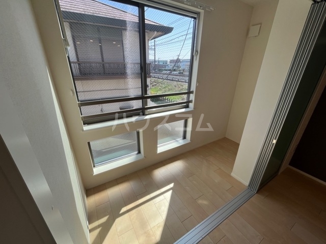 19/27 バルコニー